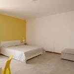 A Due Passi Dal Centro לינה וארוחת בוקר