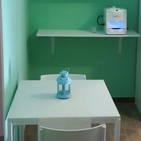 A Due Passi Dal Centro לינה וארוחת בוקר 3*